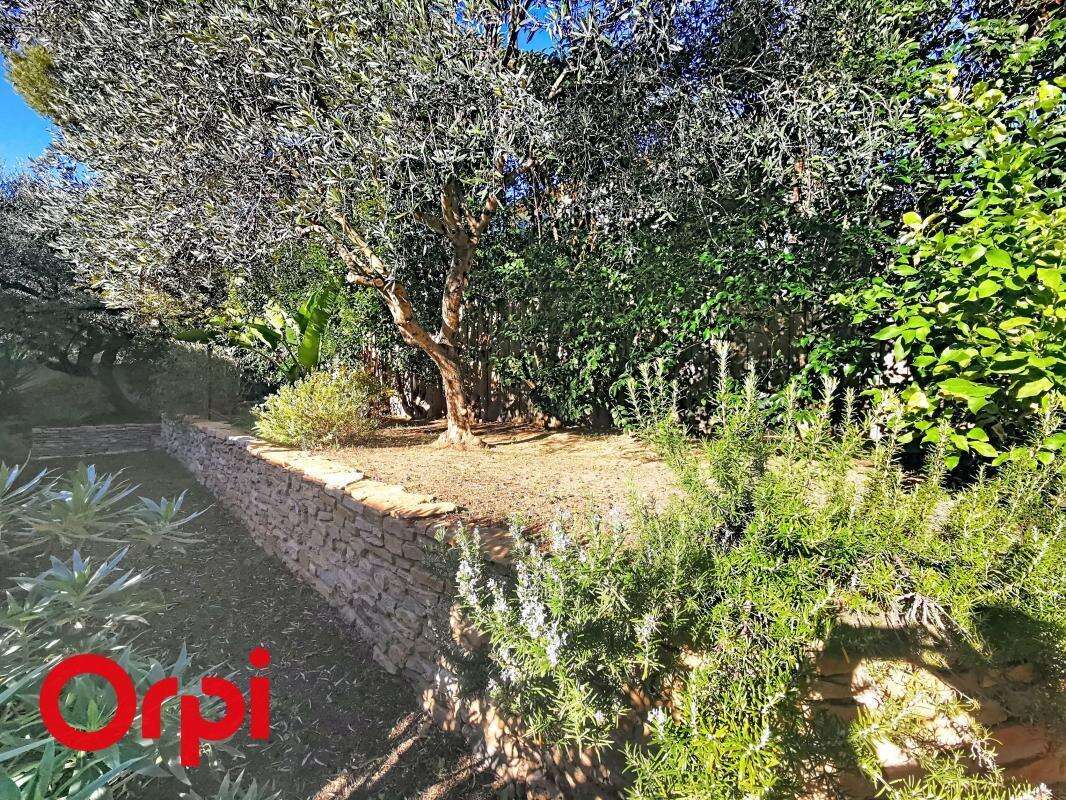 Maison à LA CADIERE-D&#039;AZUR