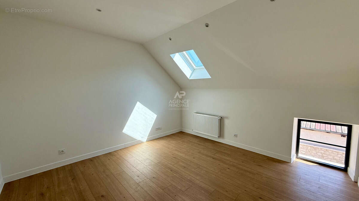 Maison Vauréal village - photo 8