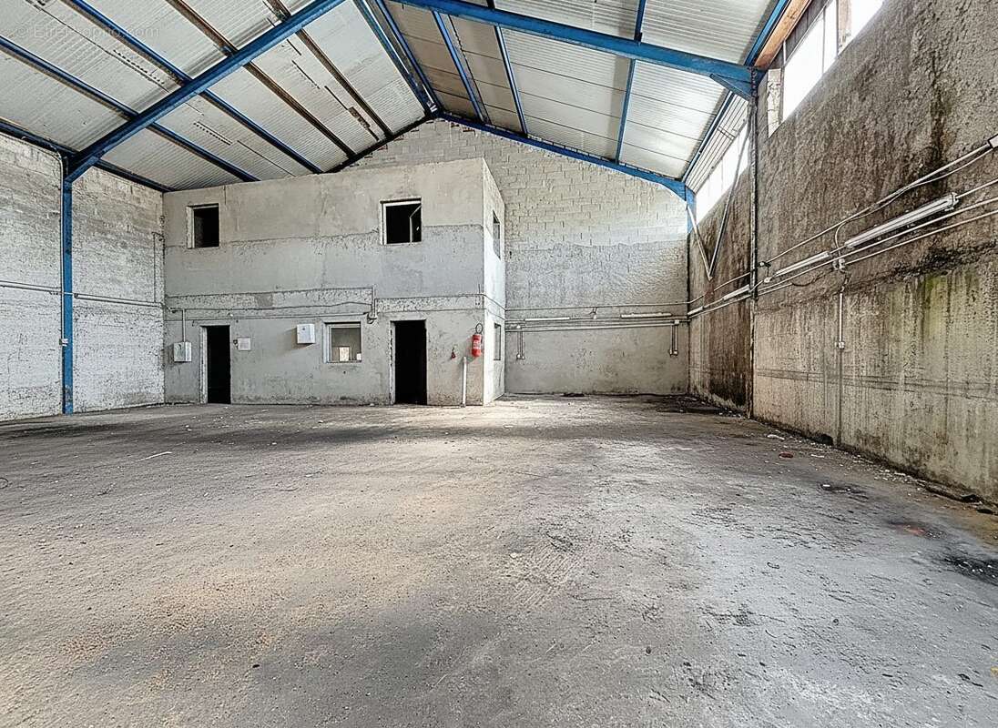 Commerce à SOPPE-LE-BAS