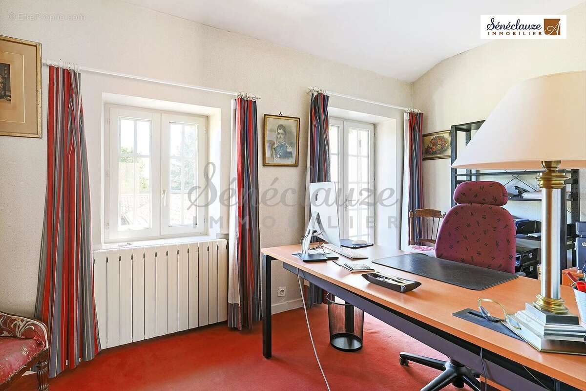 Maison à FRANCHEVILLE