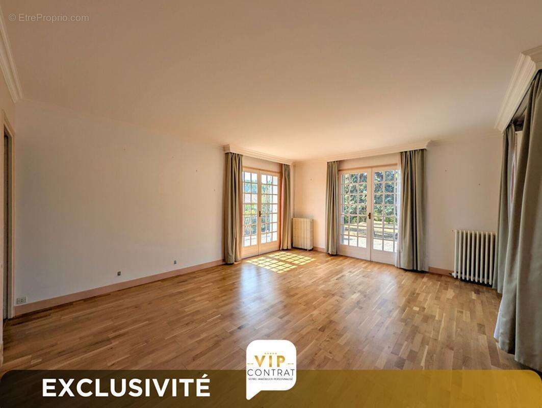 Maison Boutiers Saint Trojan 5 pièce(s) 152 m2 Exclusivité VIP - photo 10