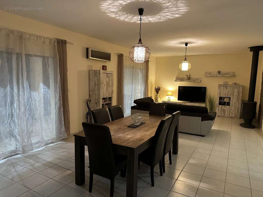 Maison à CASTELJALOUX