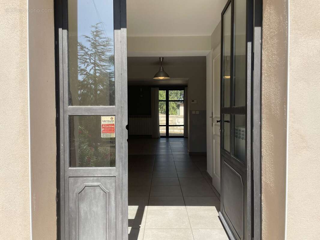 Villa avec piscine Pézenas entrée 4 chambres - Maison à PEZENAS