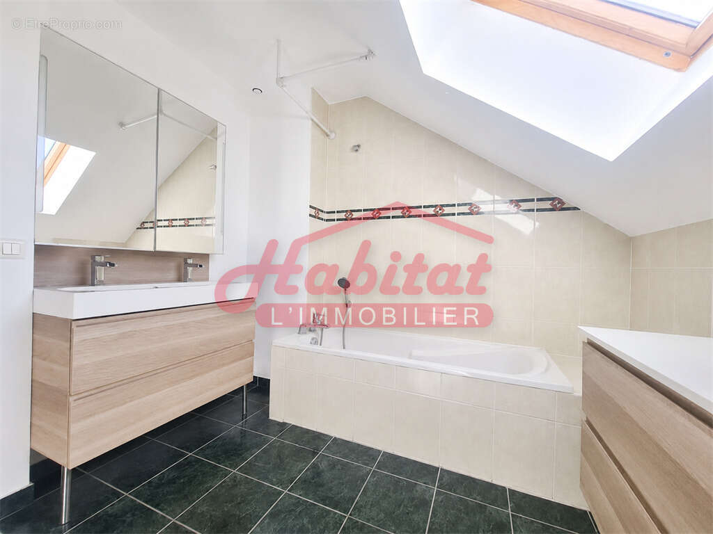 Maison familiale 6 pièces – Résidence sécurisée à CHELLES – Proche gare RER E / Transilien - photo 16
