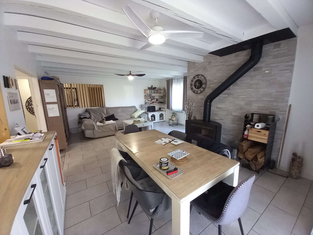 Maison à FUMEL