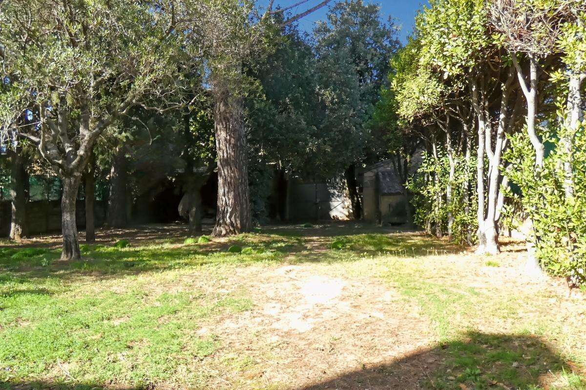 Maison à LAUDUN-L'ARDOISE