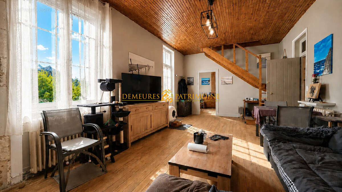 Maison 84 m² à Saint-Yrieix-Sur-Charente  - photo 4