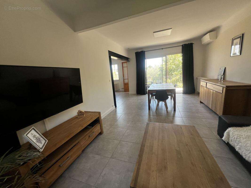 Maison à SAINT-GILLES