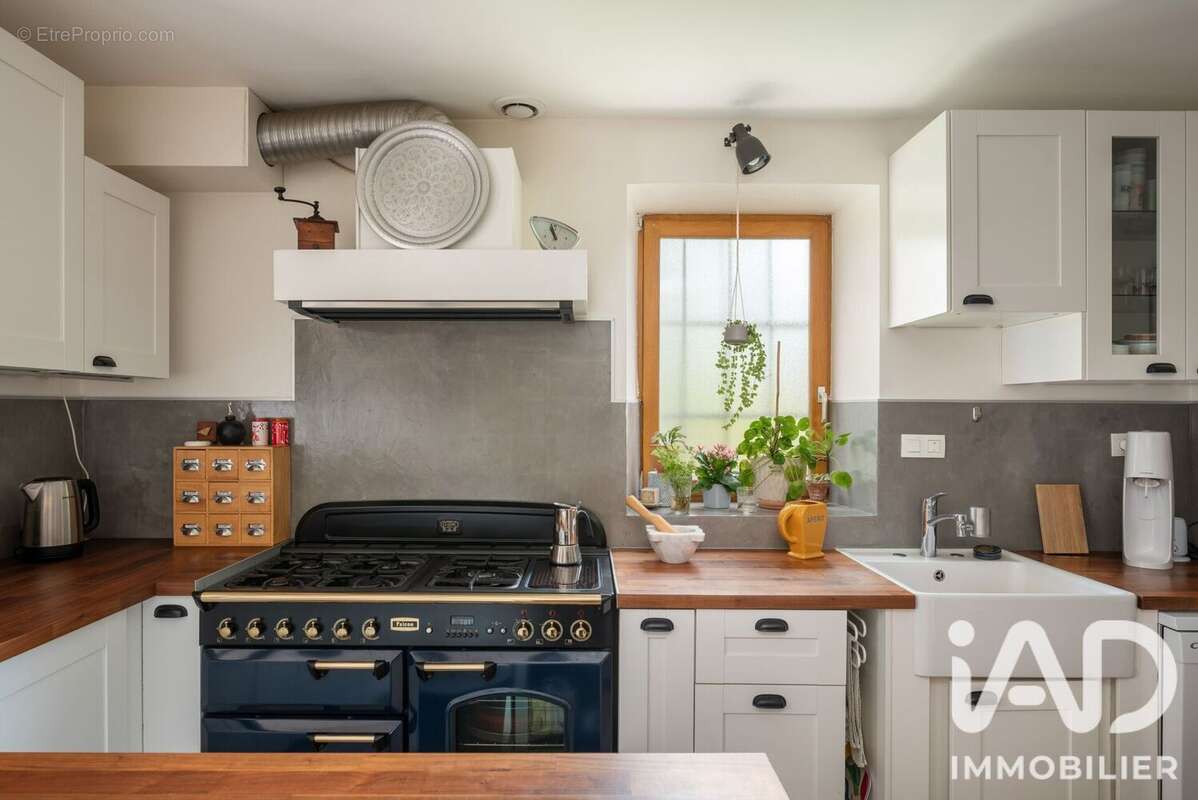 Maison 106 m² à Saint-Jean-De-Moirans  - photo 6