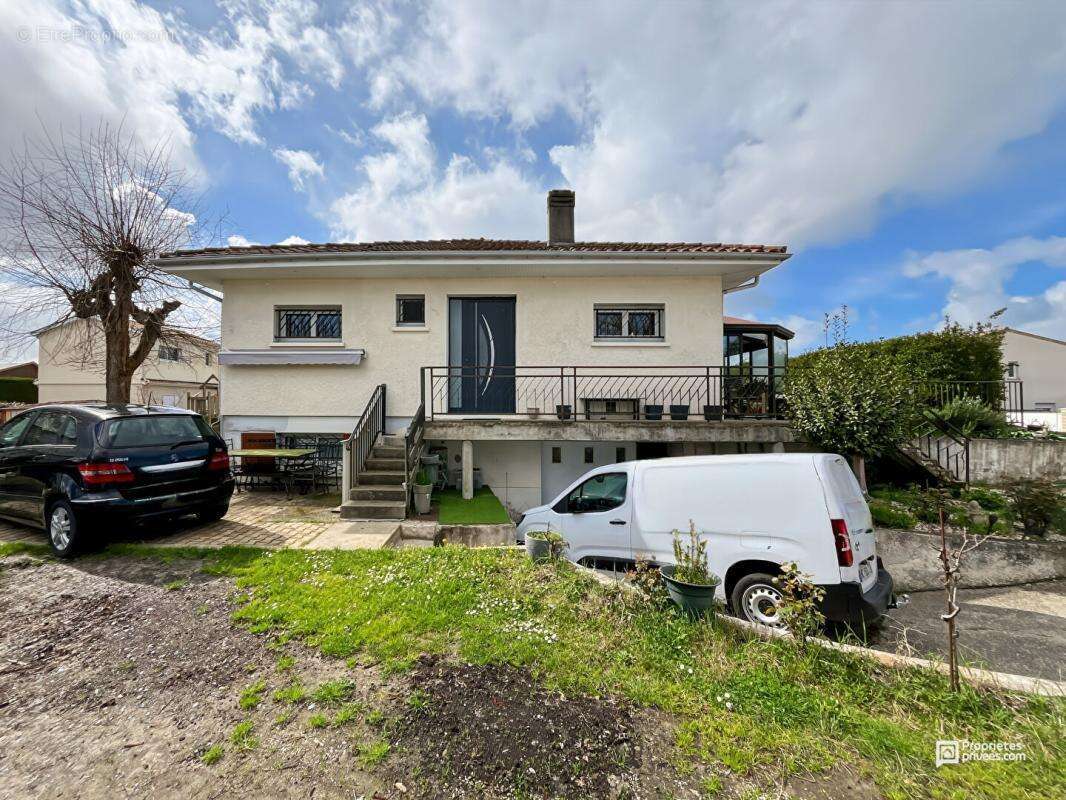 Maison à LE TAILLAN-MEDOC