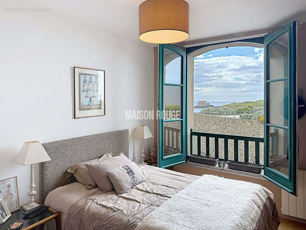 Appartement T3 vue mer à vendre à Saint-Malo Intra-Muros - photo 5
