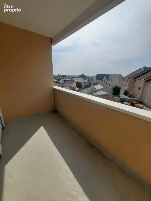 Appartement T4 A NANTES proche ZOLA- 3ème étage - photo 4