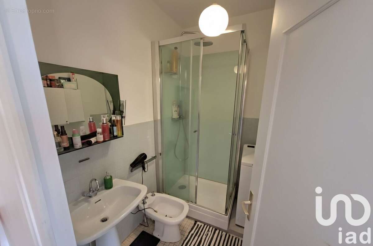 Photo 6 - Appartement à LYON-9E