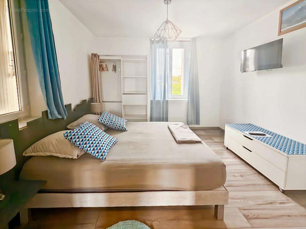Maison à BRENS