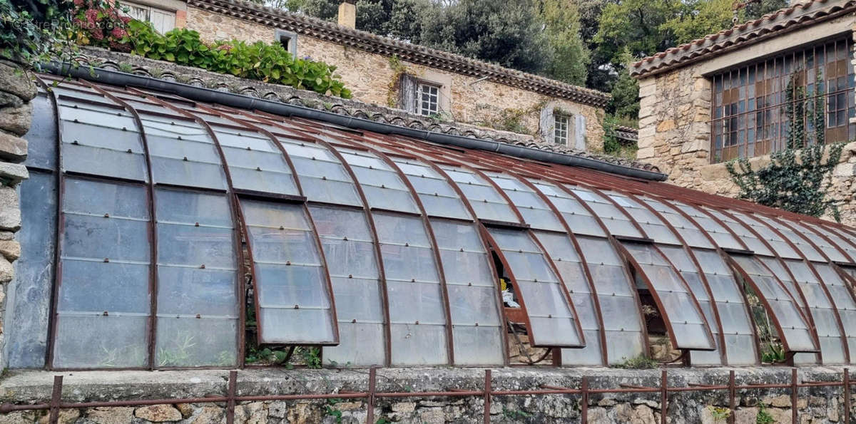 serre - Maison à BROUSSES-ET-VILLARET