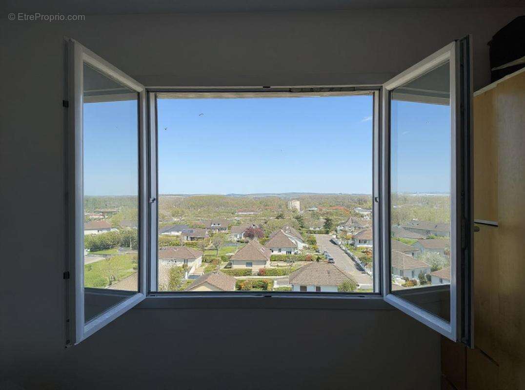 Appartement à LA CHAPELLE-SAINT-LUC