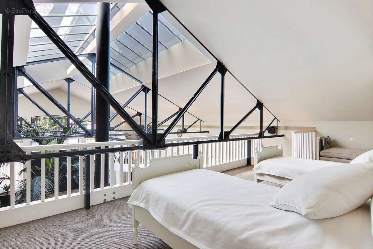 L'histoire continue. Bienvenue dans l'un des lofts les plus extraordinaires de Cannes à deux pas de la Croisette - photo 14