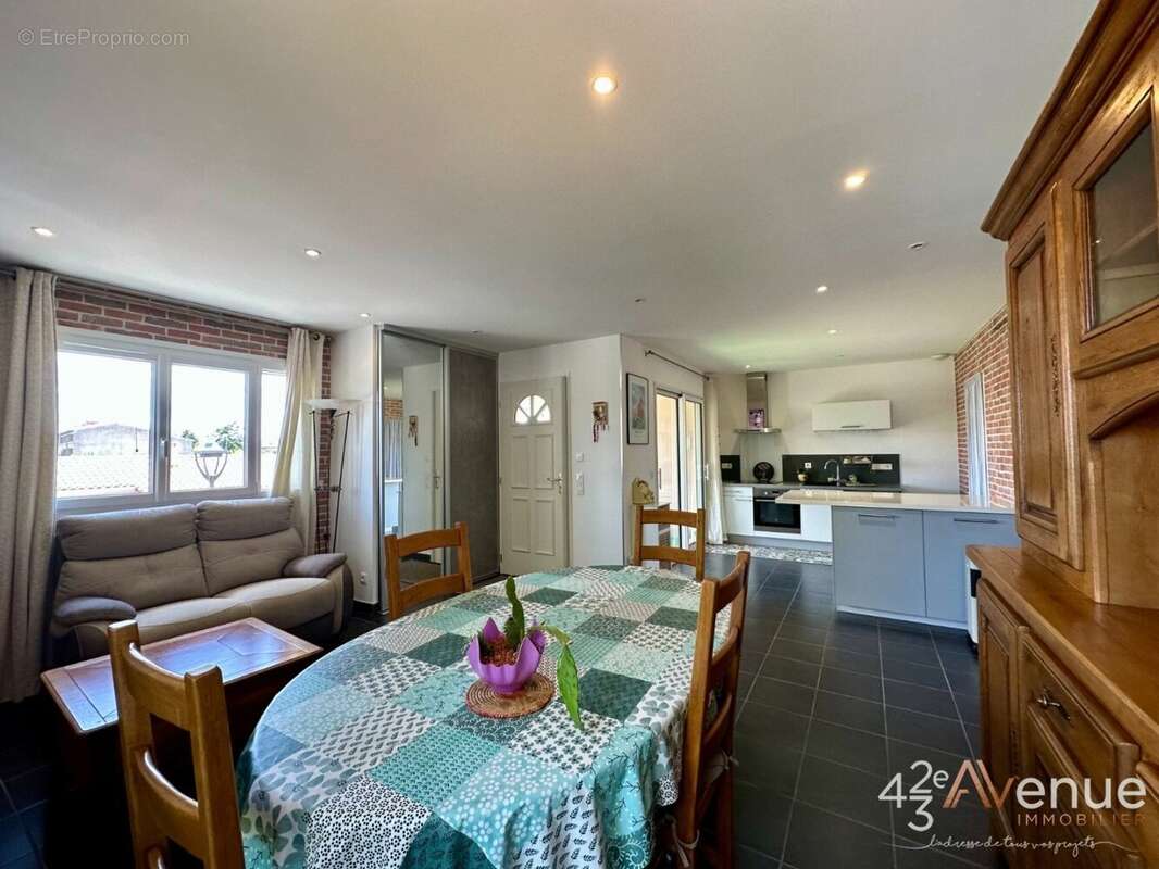 Appartement à SAINT-CYPRIEN