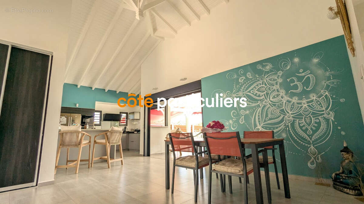 Maison à SAINT-FRANCOIS