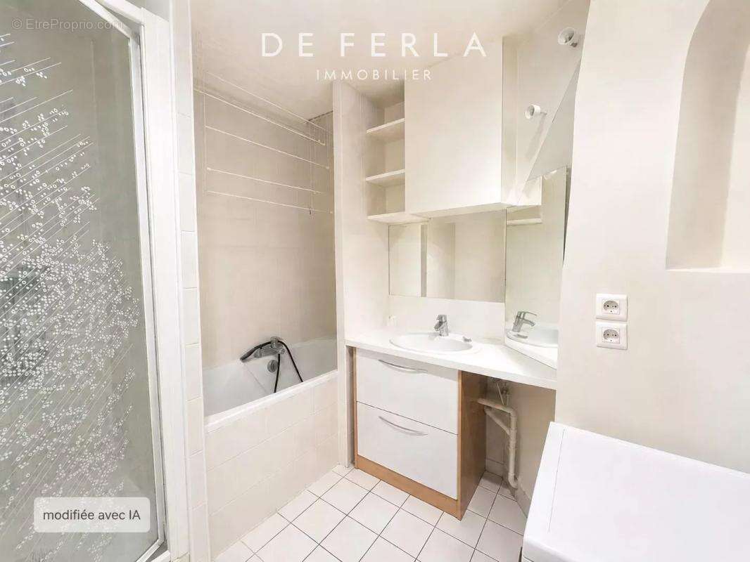 Appartement à PARIS-14E