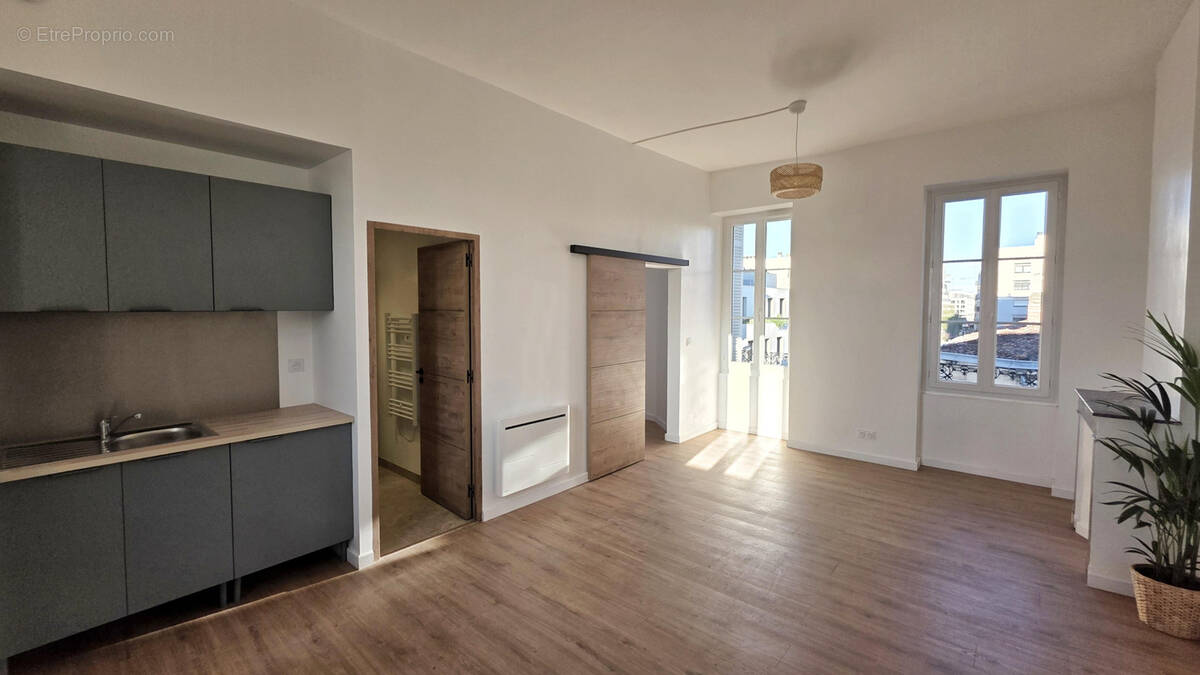 Appartement à BORDEAUX