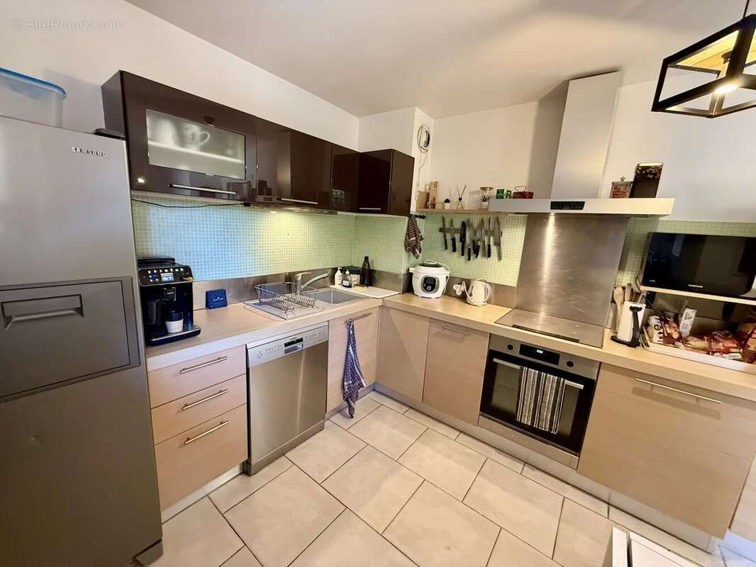 Vente maison avec piscine à Biot dans domaine sécurisé - photo 5
