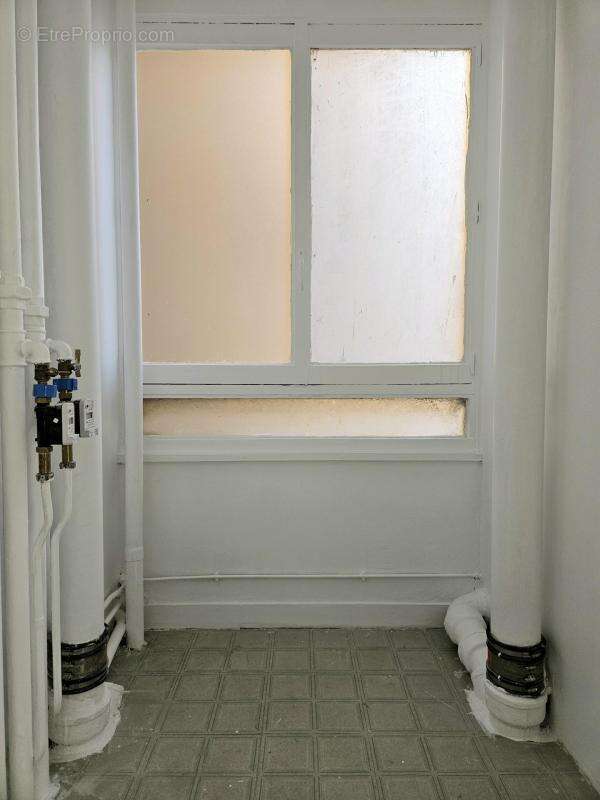 Appartement à PARIS-19E