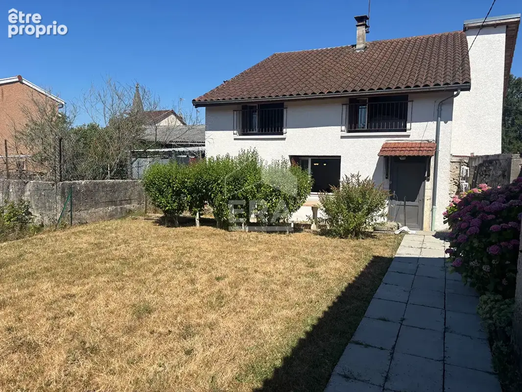 Photo Maison à Druillat au prix de 215 000€