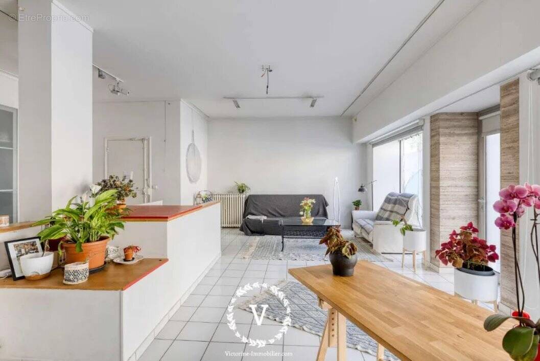 Appartement à PARIS-20E