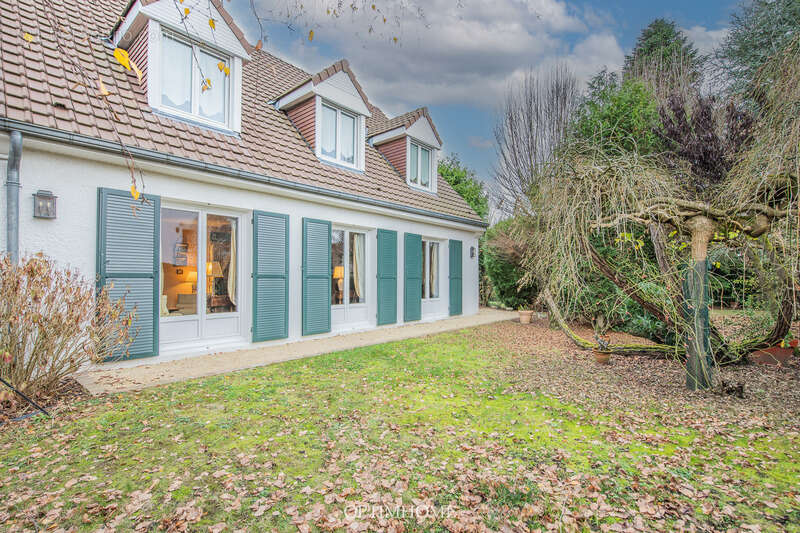 Maison à SAINT-NOM-LA-BRETECHE