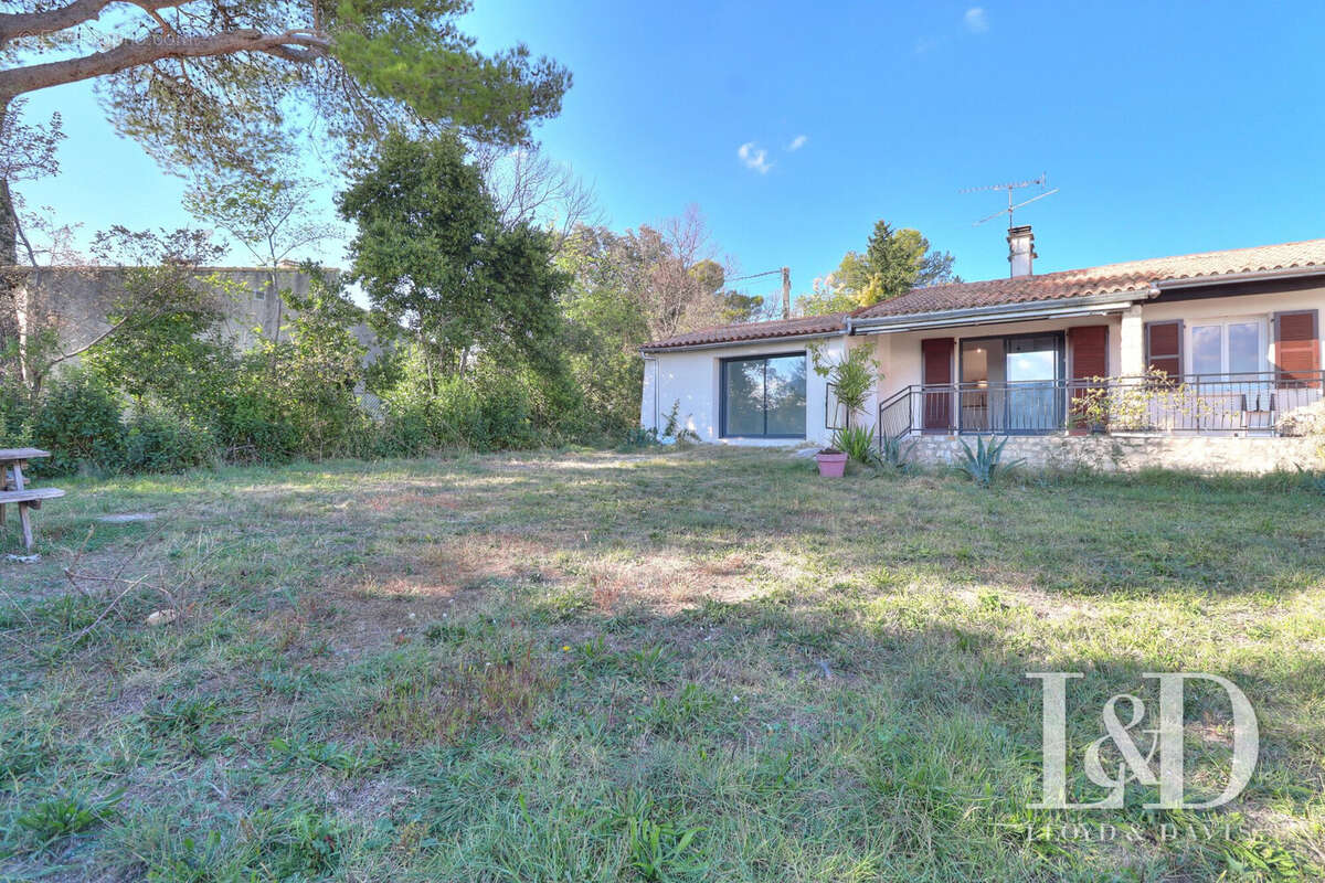 Maison à GARRIGUES-SAINTE-EULALIE