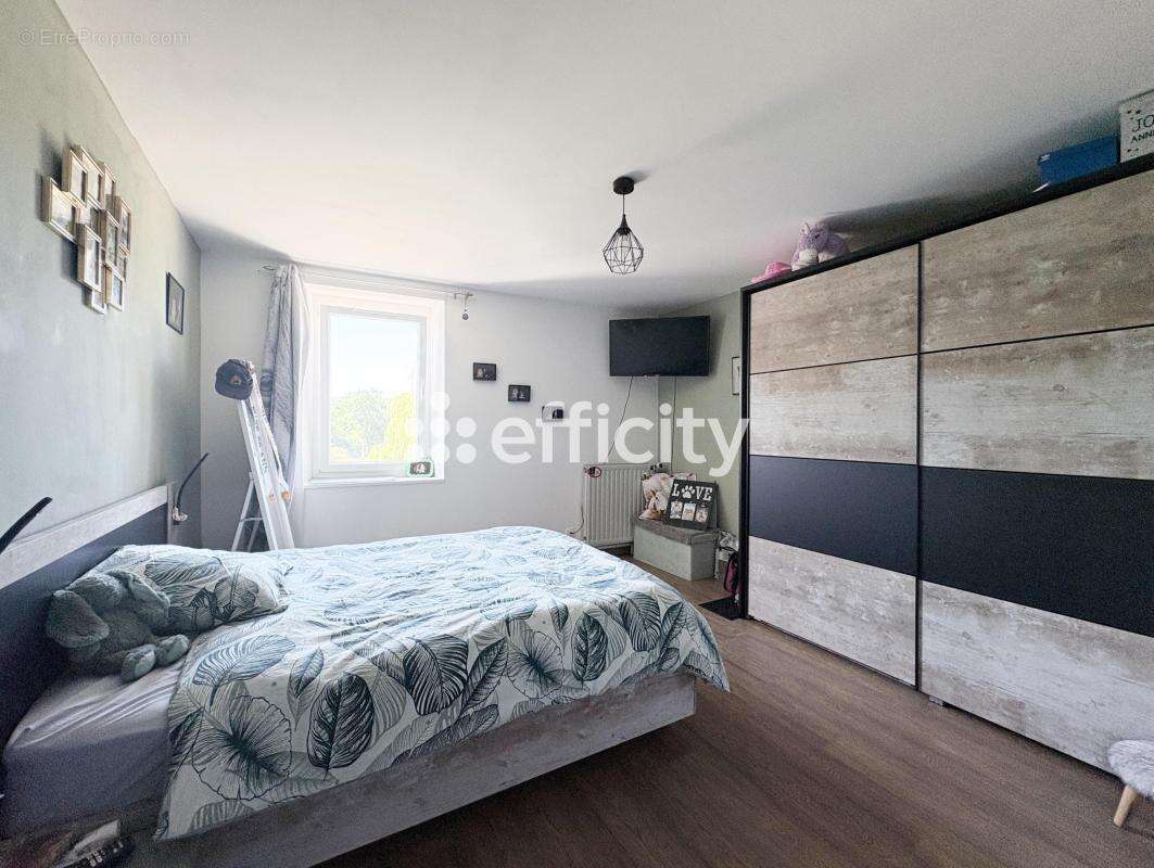 Maison 165 m² à Saint-Samson-De-Bonfosse  - photo 13