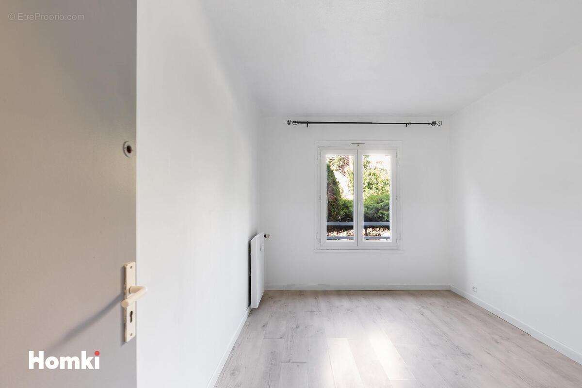 Appartement à VALLAURIS