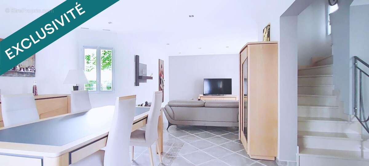 Photo 3 - Maison à SARTROUVILLE