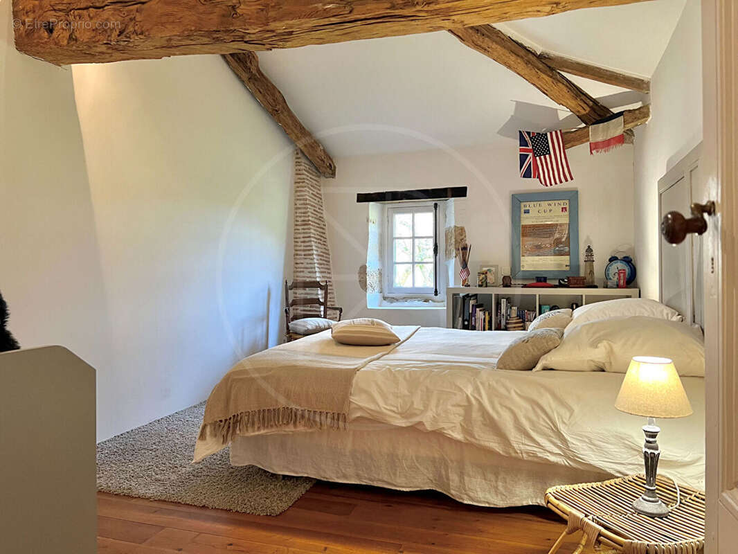 Maison à SAUVETERRE-DE-GUYENNE