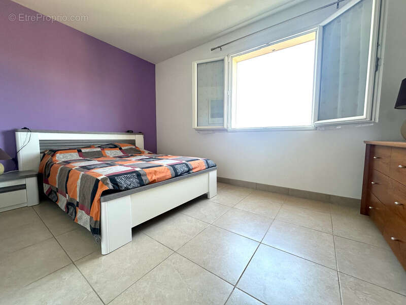AIX EN PROVENCE LA DURANNE - Maison 159M2 -Double garage 80m2 -T3 50m2 - Terrain 1236m2 - photo 12