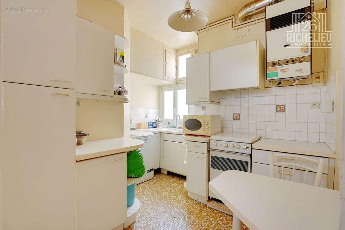 Appartement à PARIS-4E