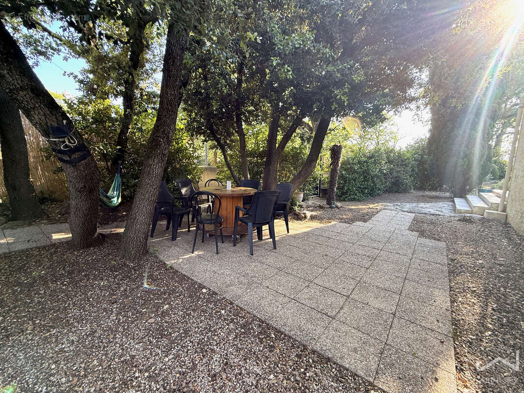 Maison à BOLLENE