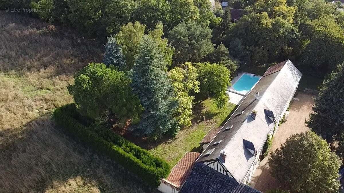 Maison à FAVEROLLES