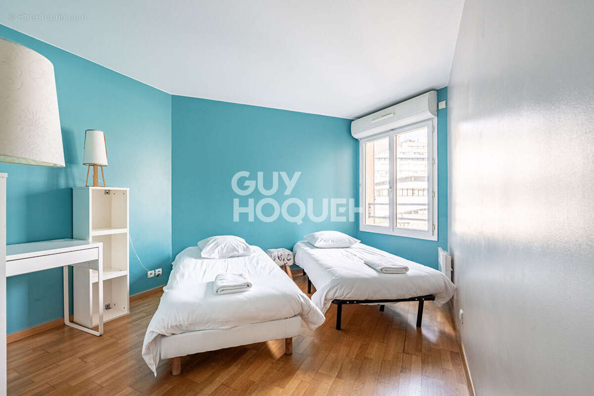 Appartement à SURESNES