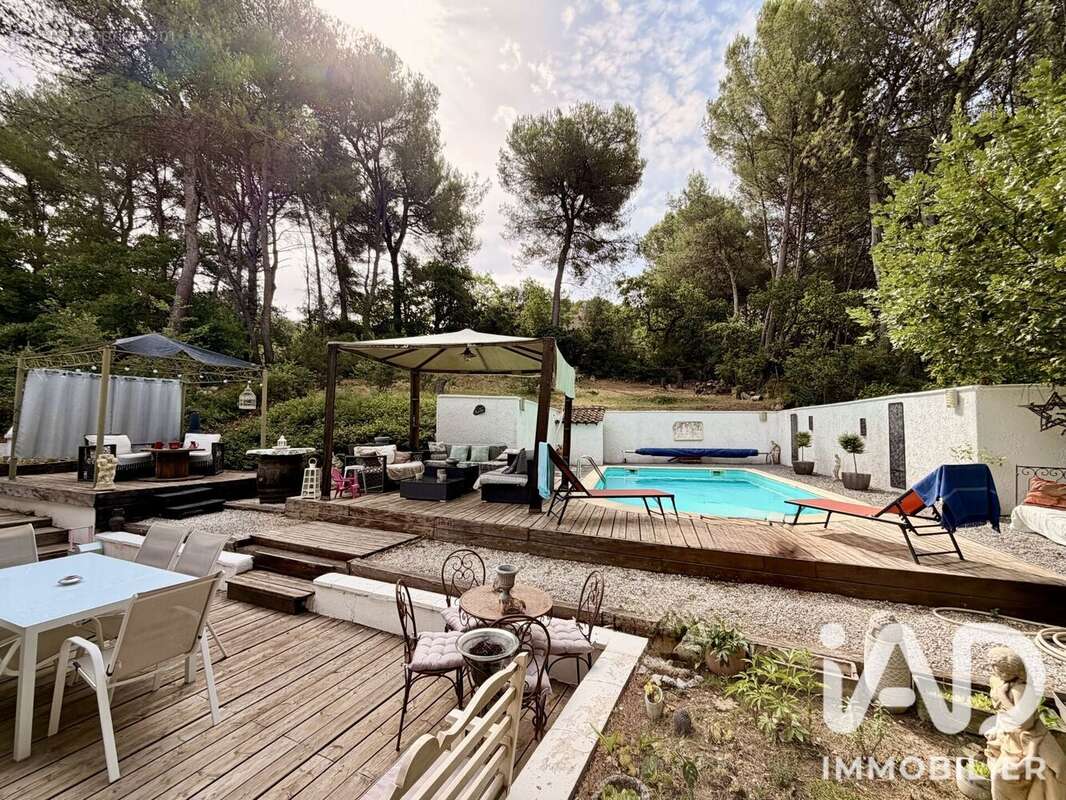 Maison 94 m² à La Roque-D'antheron  - photo 5