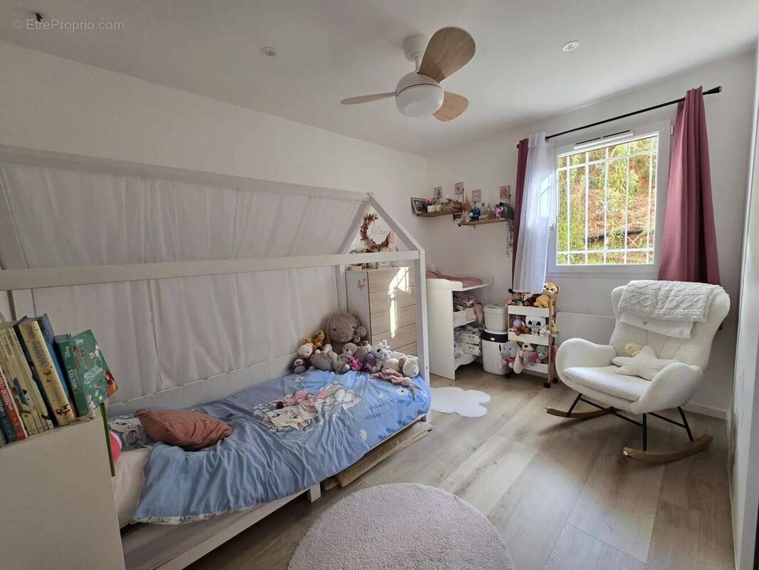 Appartement à MOUGINS