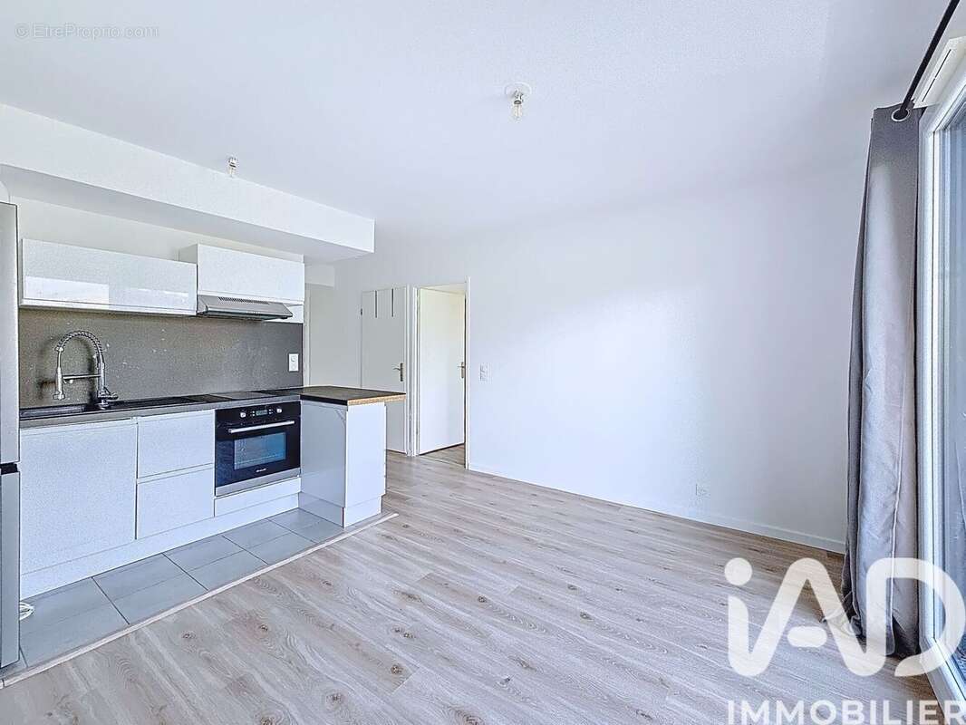 Photo 2 - Appartement à VAIRES-SUR-MARNE