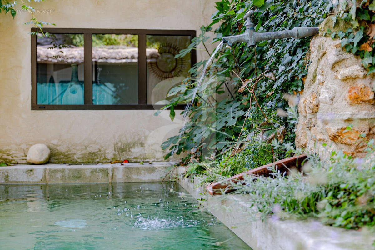 Maison à VAISON-LA-ROMAINE