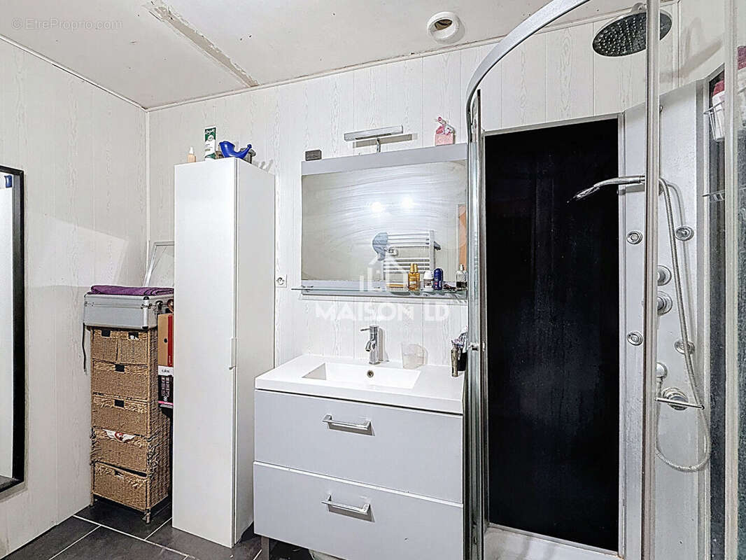 Maison à FONTENAY-LE-PESNEL