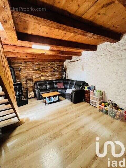 Photo 8 - Maison à VILLY-LE-PELLOUX