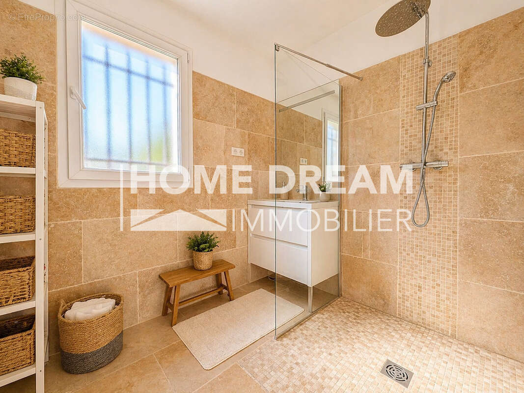 Maison 131 m² à Six-Fours-Les-Plages  - photo 7
