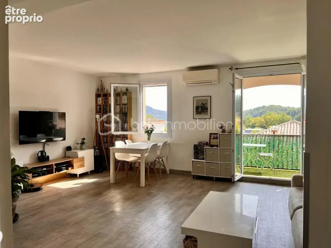 Châteauneuf-grasse – place des pins – 3 pièces 66 m² – dernier étage – balcon – calme - photo 2