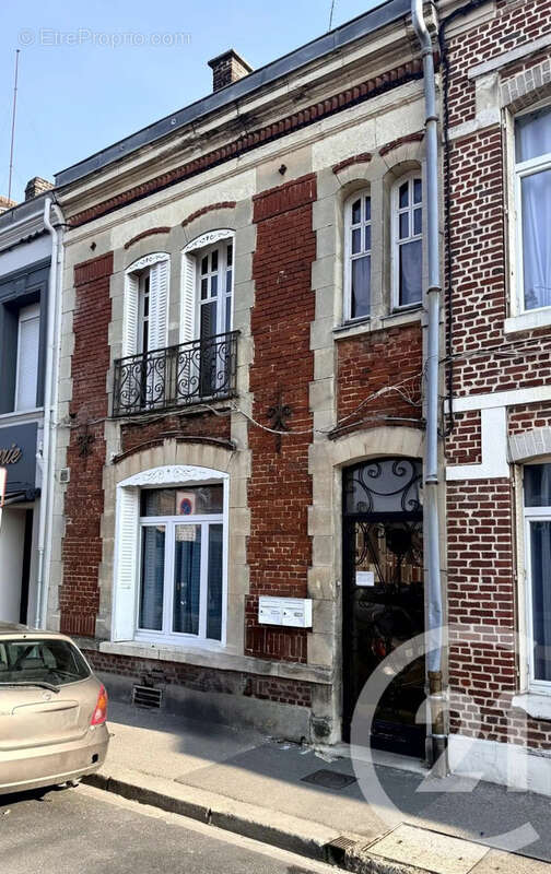 Autre à SAINT-QUENTIN