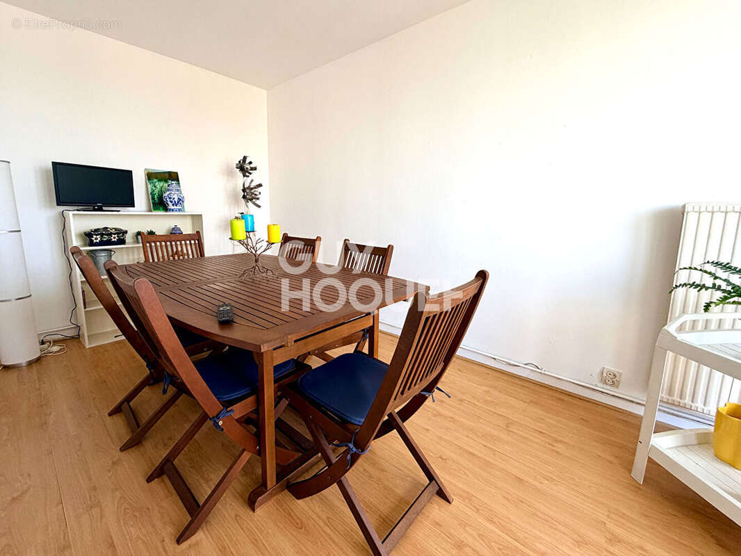 Appartement à CORBEIL-ESSONNES